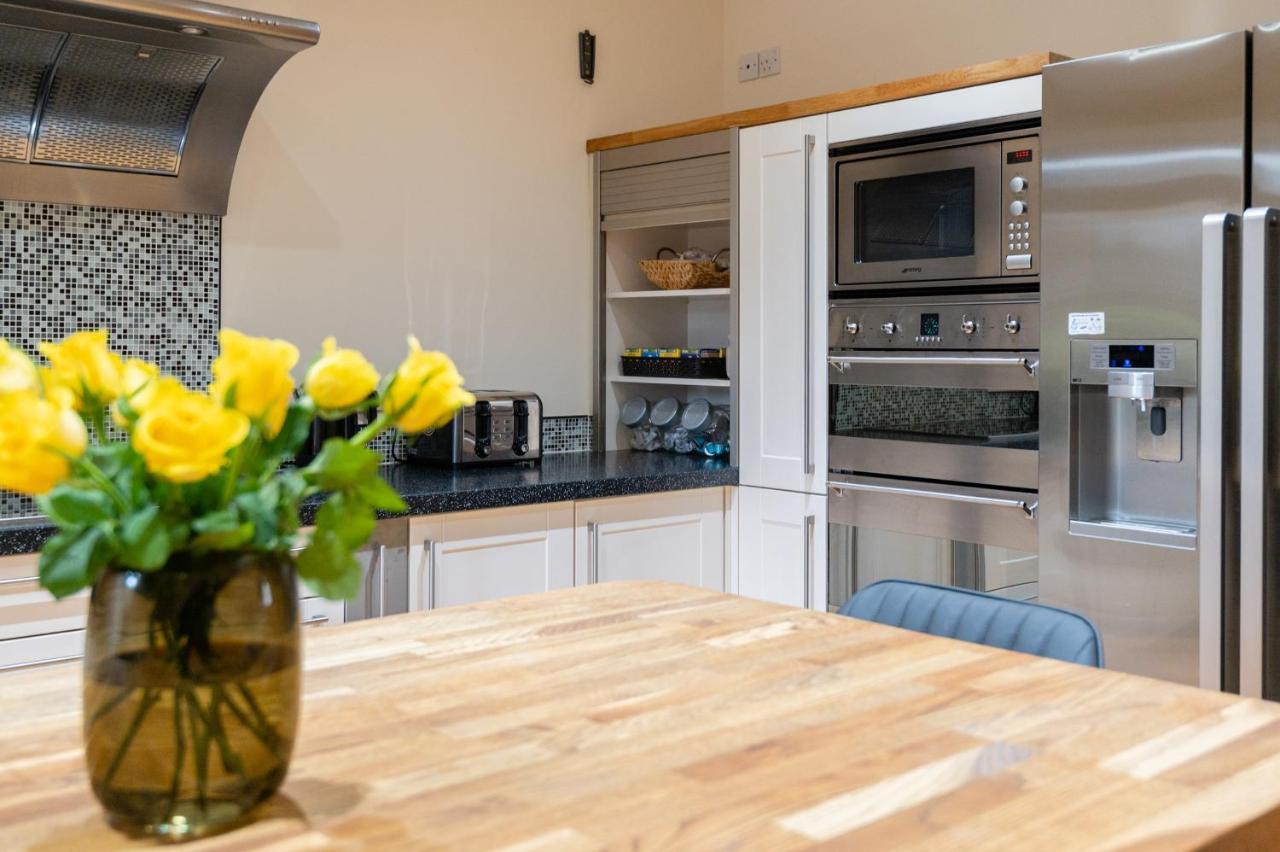 138 North Street - Luxury 2 Bed 2 Bath With Secret Garden, Summerhouse, Putting Green St Andrews Esterno foto