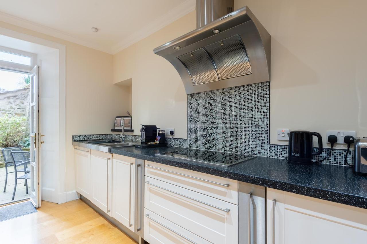 138 North Street - Luxury 2 Bed 2 Bath With Secret Garden, Summerhouse, Putting Green St Andrews Esterno foto