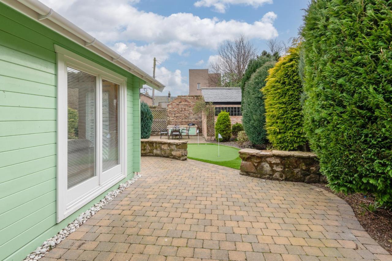 138 North Street - Luxury 2 Bed 2 Bath With Secret Garden, Summerhouse, Putting Green St Andrews Esterno foto