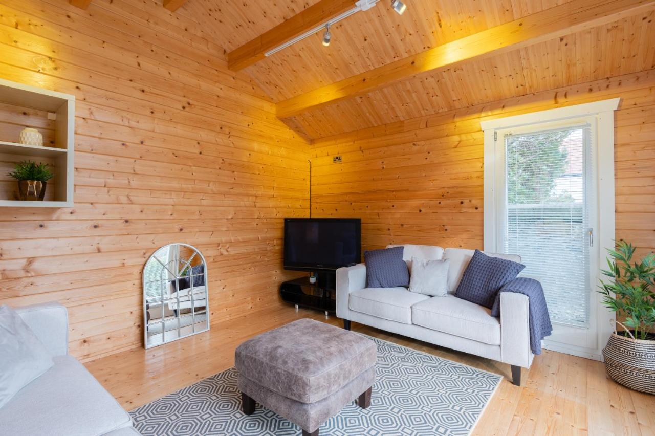 138 North Street - Luxury 2 Bed 2 Bath With Secret Garden, Summerhouse, Putting Green St Andrews Esterno foto