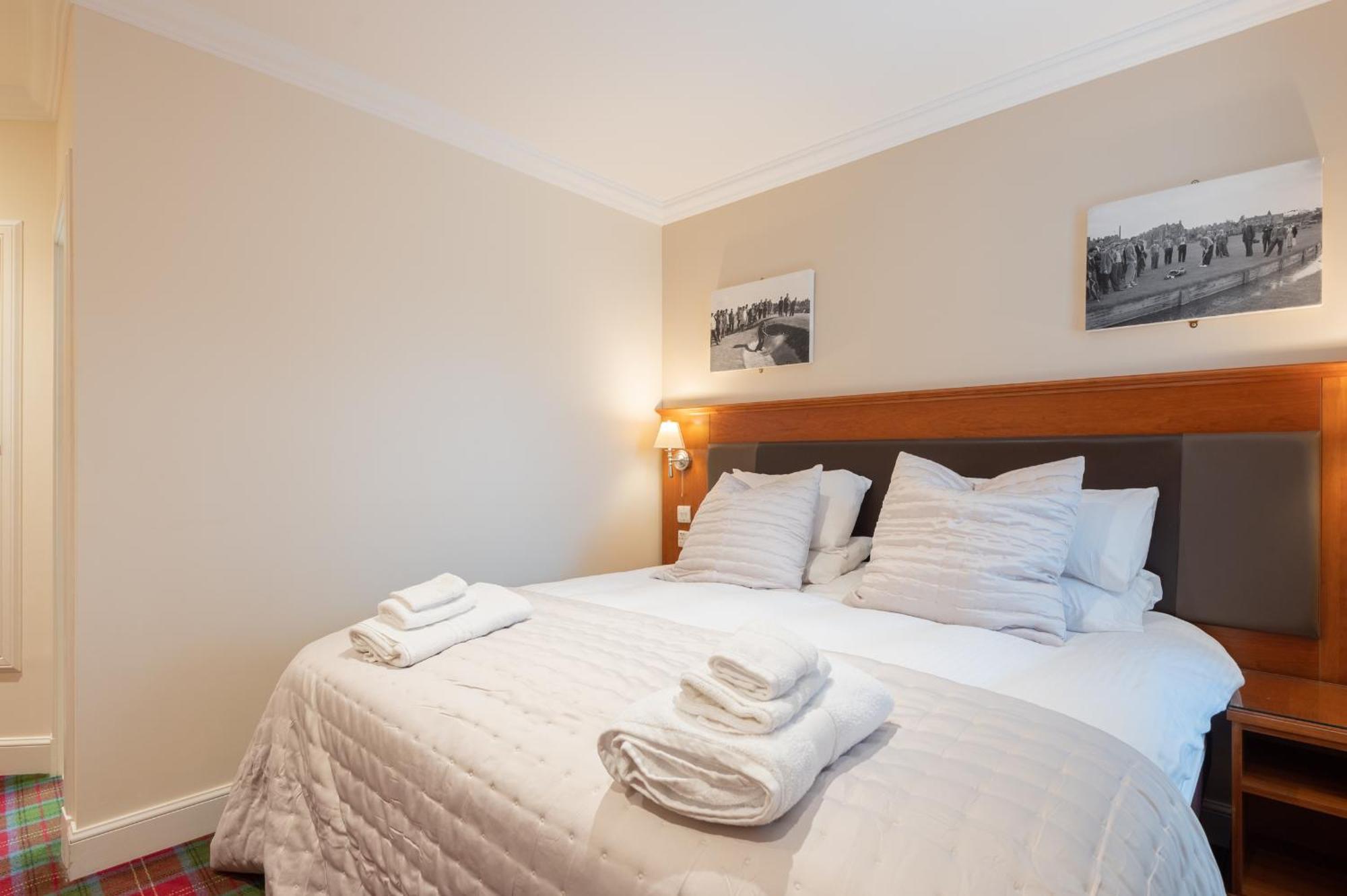 138 North Street - Luxury 2 Bed 2 Bath With Secret Garden, Summerhouse, Putting Green St Andrews Esterno foto