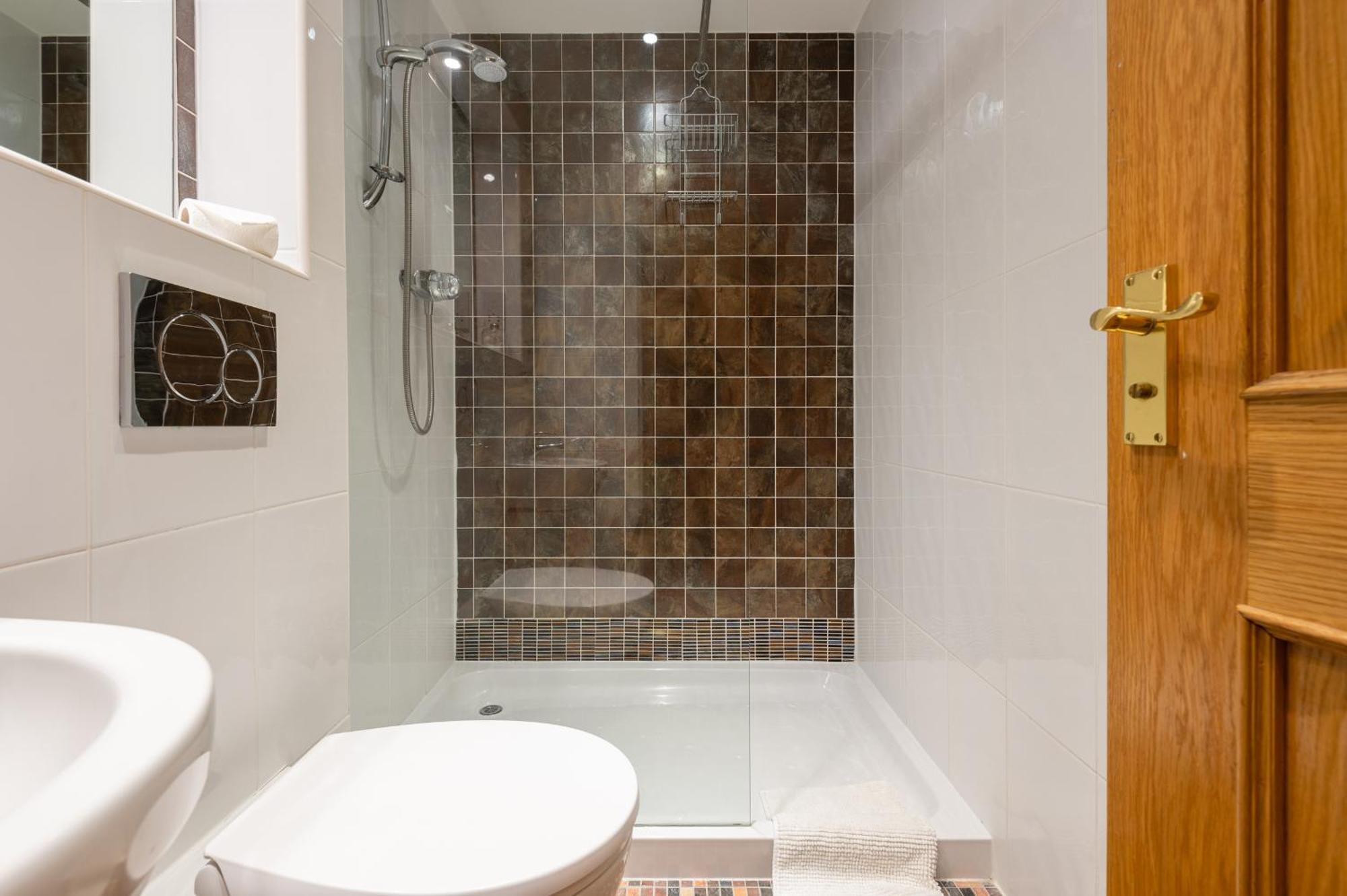 138 North Street - Luxury 2 Bed 2 Bath With Secret Garden, Summerhouse, Putting Green St Andrews Esterno foto